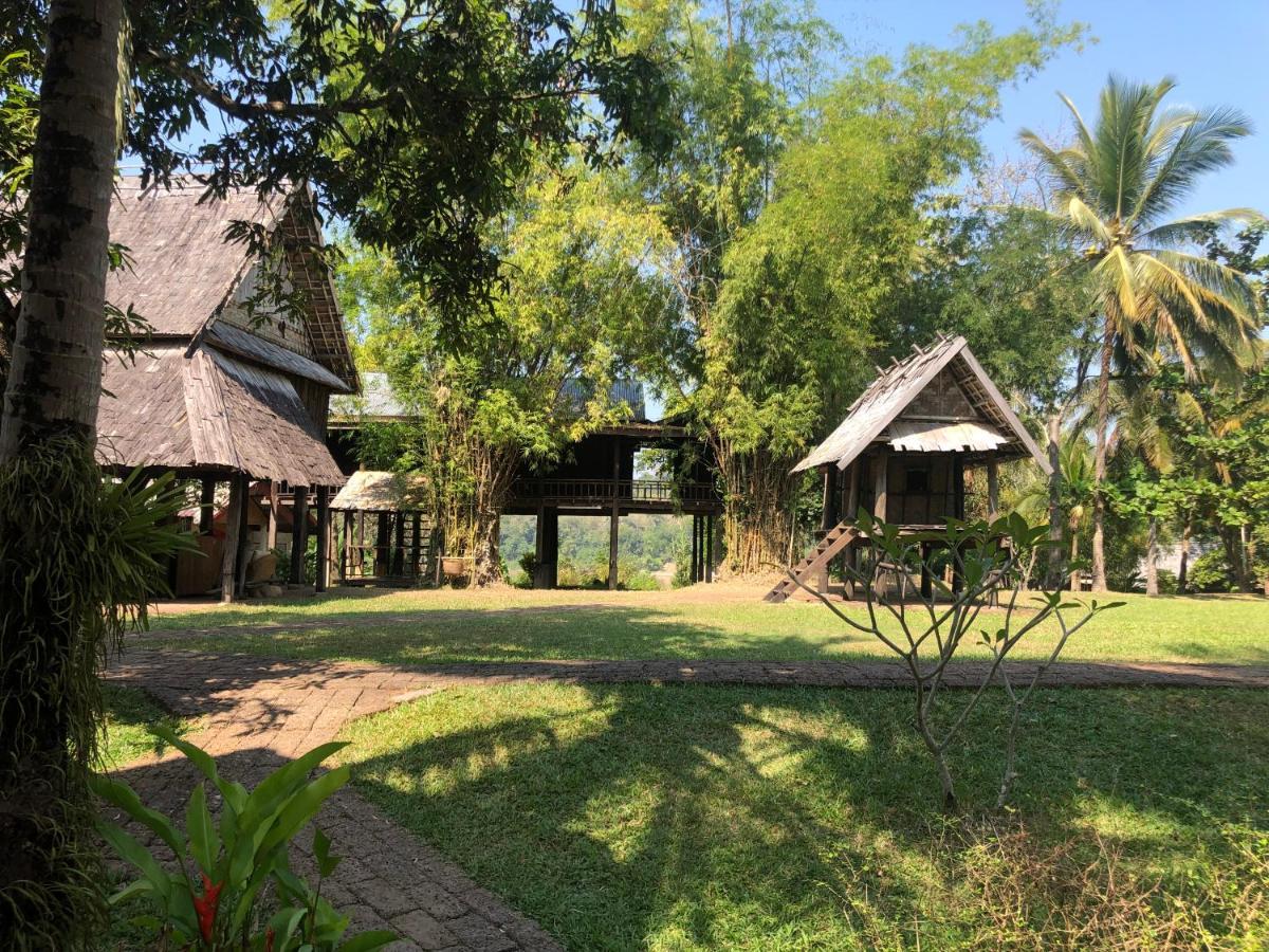 On The Mekong Resort Luang Prabang Exterior photo